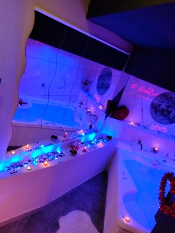 Love Suite