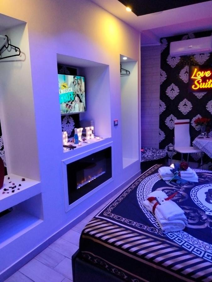 Love Suite Bed & Breakfast *