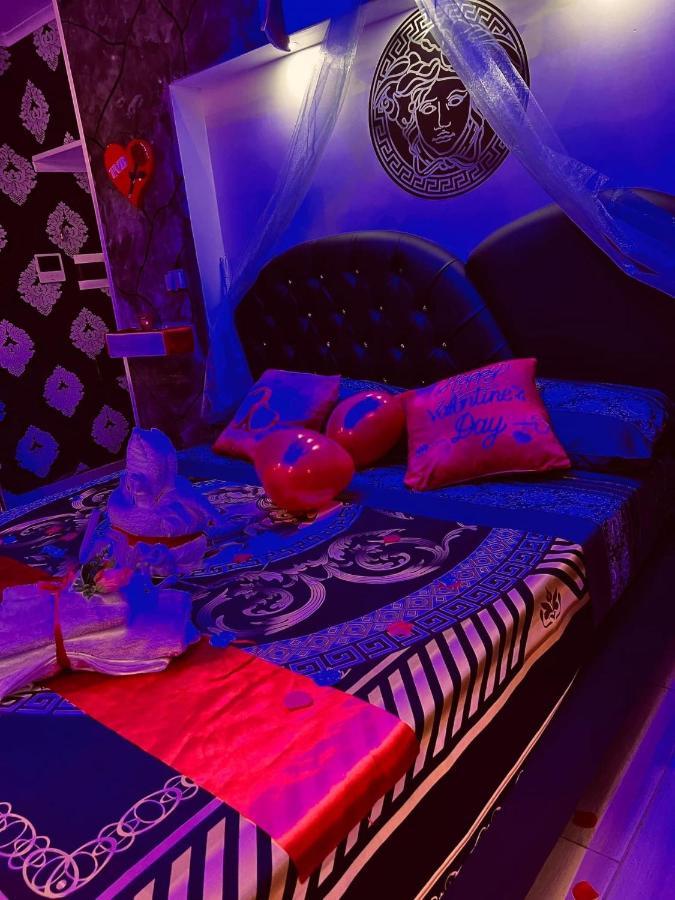 Bed & Breakfast Love Suite *
