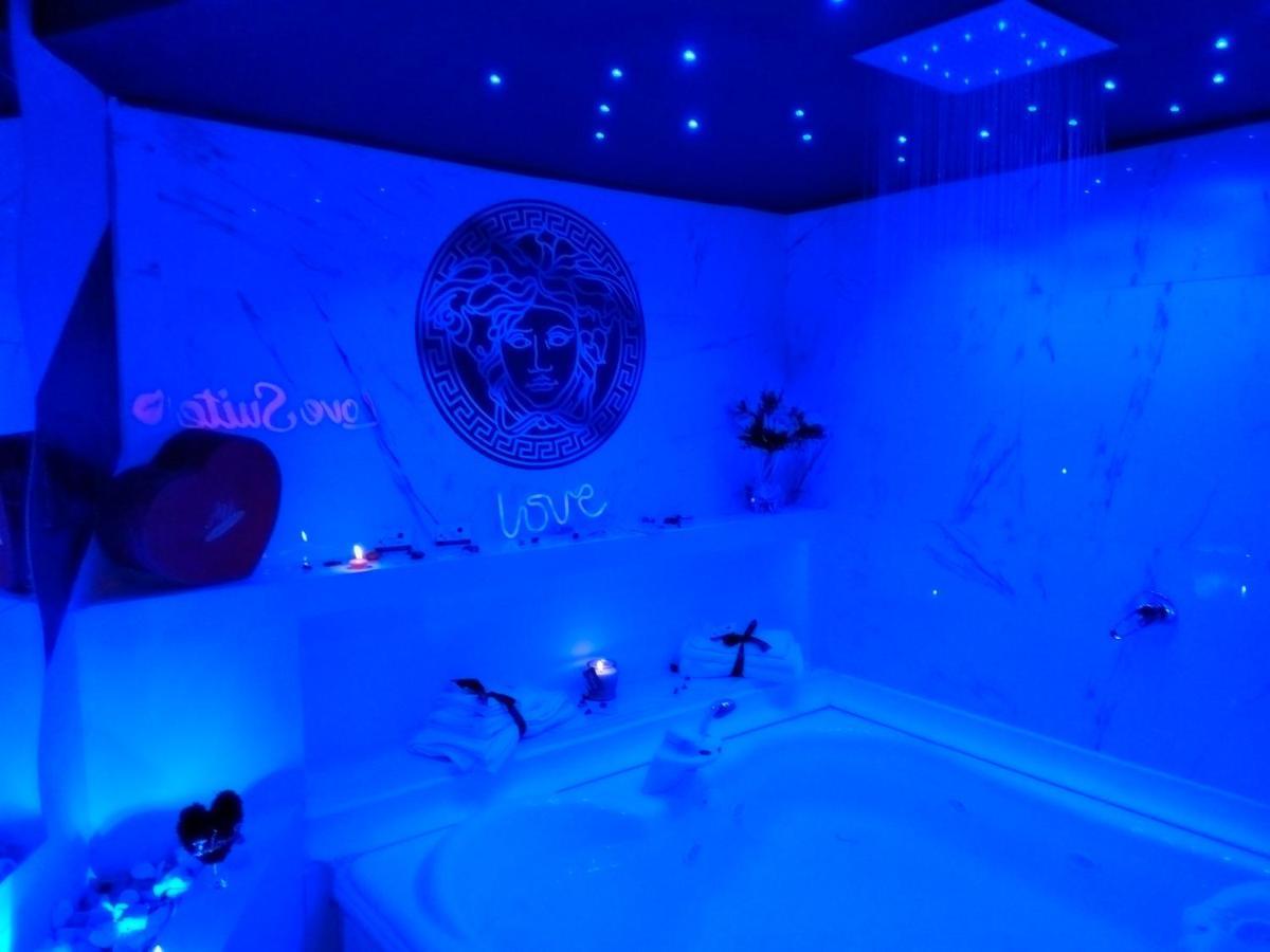 Love Suite *